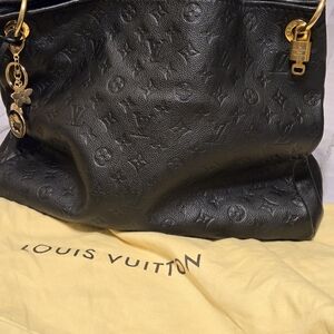 Louis Vuitton Monogram